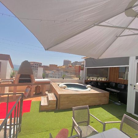 Appartement Avec Terasse Jaccuzi Barbecue Netflix Vue Sur Mer Totalement Gratuit Sans Supplement Αλ Χοσέιμα Εξωτερικό φωτογραφία